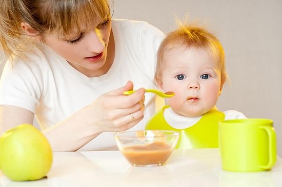 أكلات تزيد وزن الطفل الرضيع بسرعة