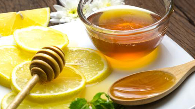 فوائد الشاي بالعسل والليمون