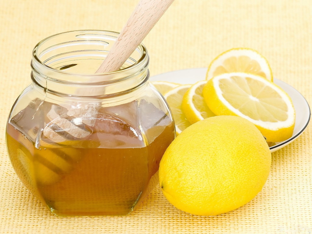فوائد العسل والليمون للأطفال