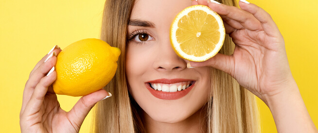 الليمون لإزالة آثار حب شباب