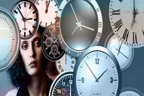 أهمية الوقت في حياة الإنسان