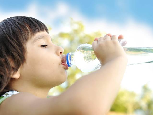 استخدامات الماء للاطفال