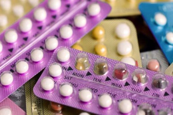 هل يمكن حدوث حمل مع استخدام حبوب منع الحمل